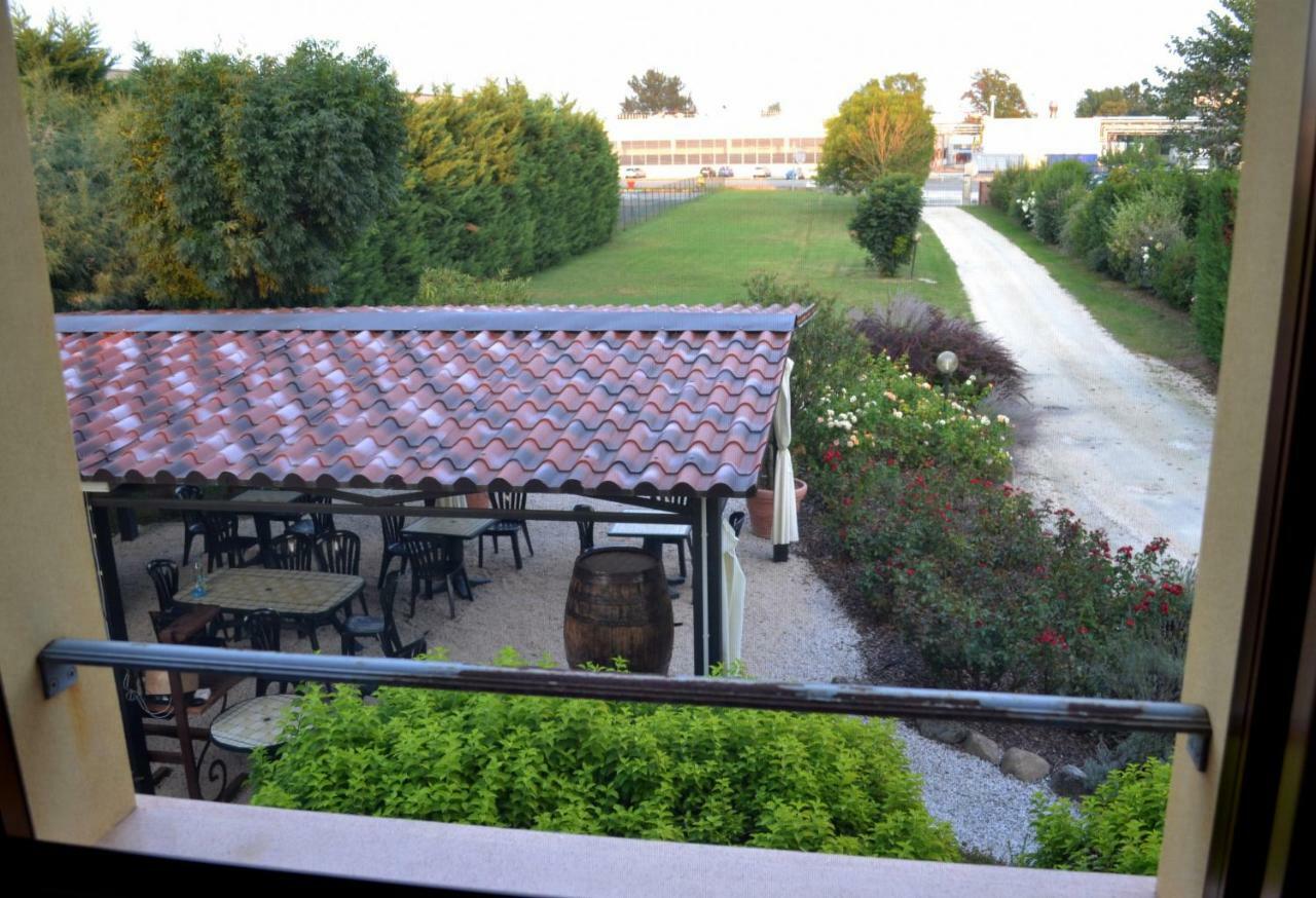 Soragna B&B La Ca Vecia المظهر الخارجي الصورة